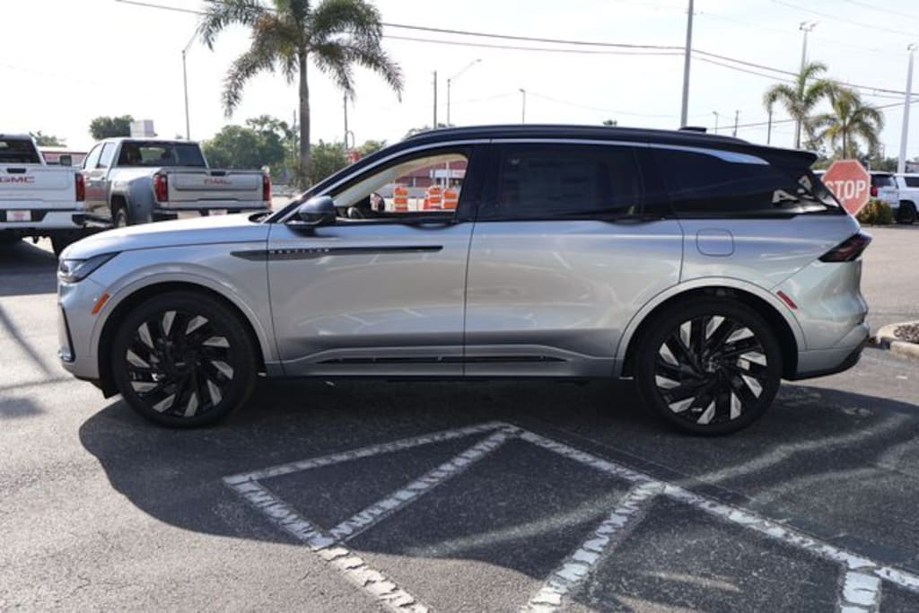 New 2026 Lincoln Nautilus Black Label SUV
