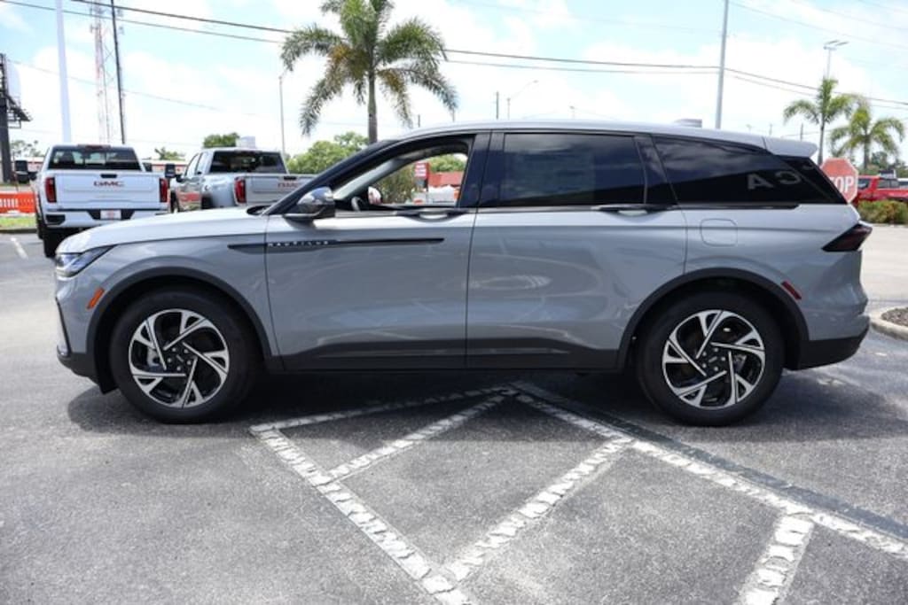 New 2026 Lincoln Nautilus Premiere SUV