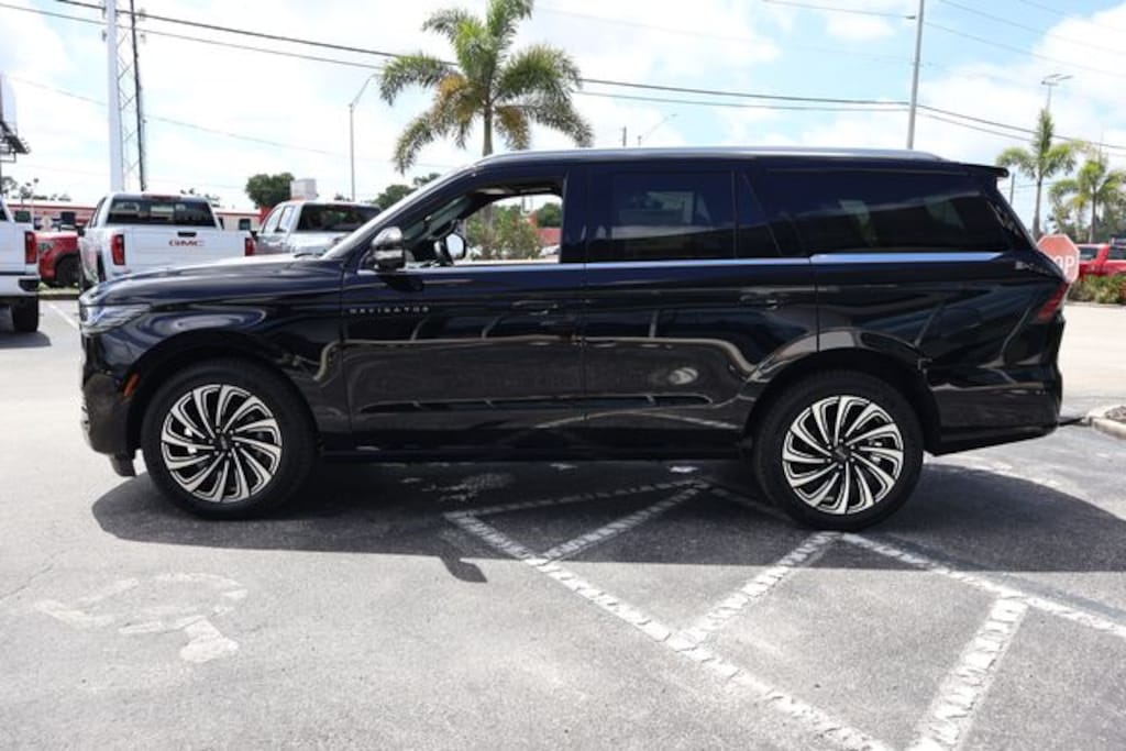 New 2026 Lincoln Navigator Black Label SUV