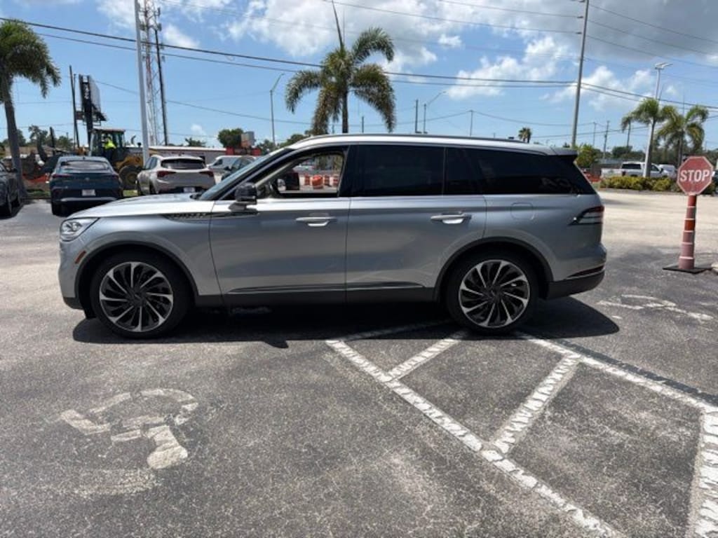 Certified 2023 Lincoln Aviator Reserve SUV