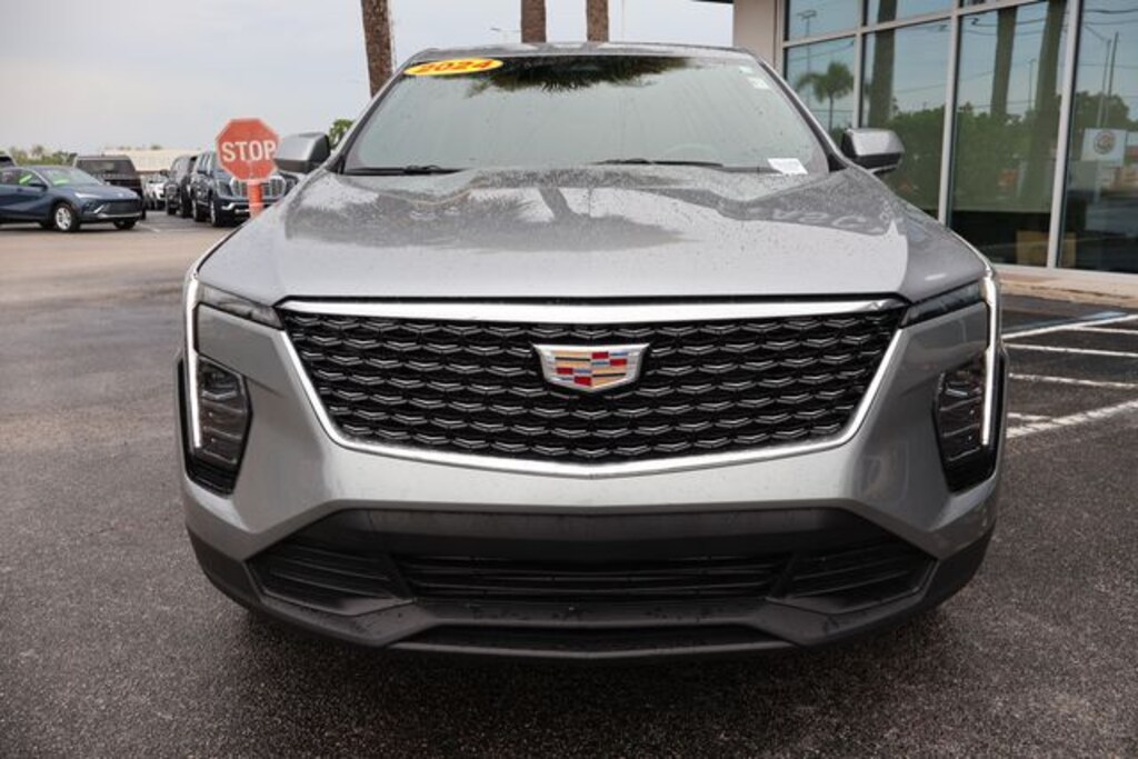 Used 2024 Cadillac XT4 Luxury SUV