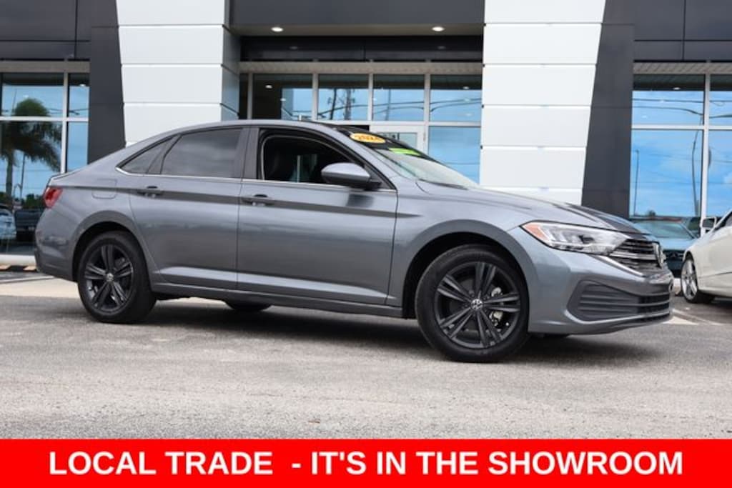 Used 2024 Volkswagen Jetta 1.5T SE Sedan