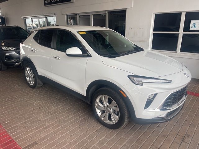 2025 Buick Encore GX Preferred's photo