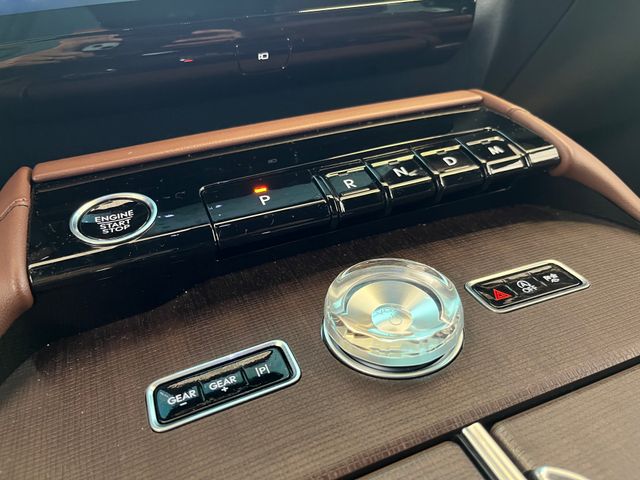 2025 Lincoln Navigator Reserve - Photo 28