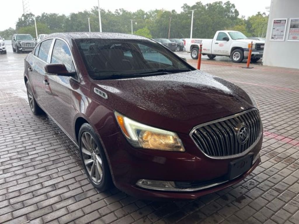 Used 2016 Buick Lacrosse Leather Group Sedan