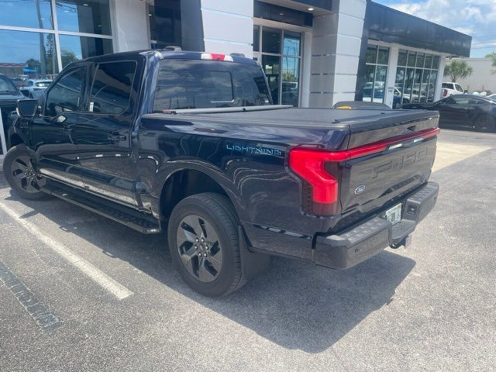 Used 2022 Ford F-150 Lightning Lariat Truck
