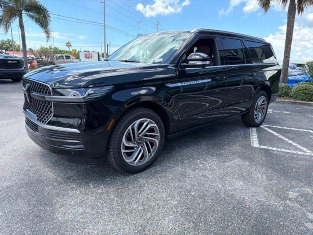 New 2026 Lincoln Navigator L Reserve SUV