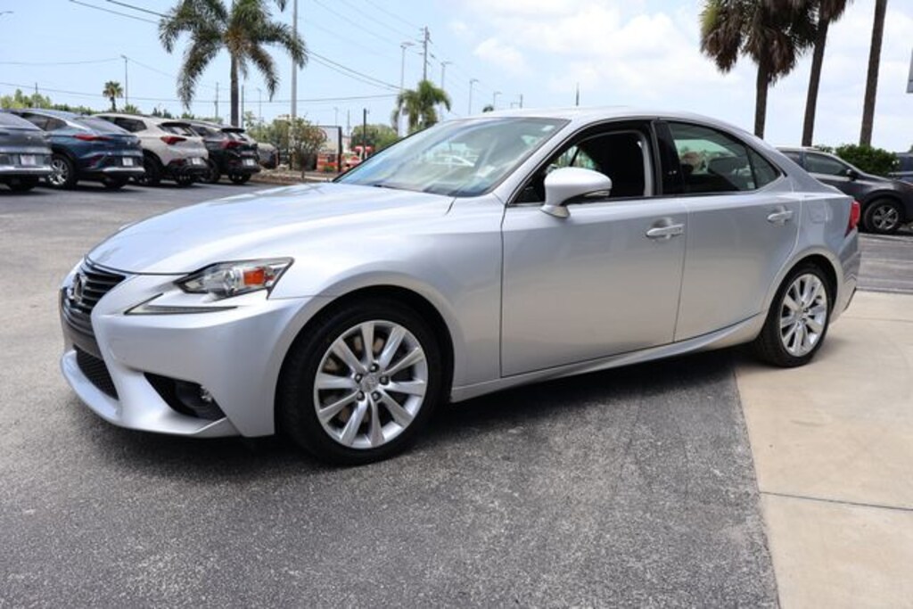 Used 2016 Lexus IS 200t Sedan