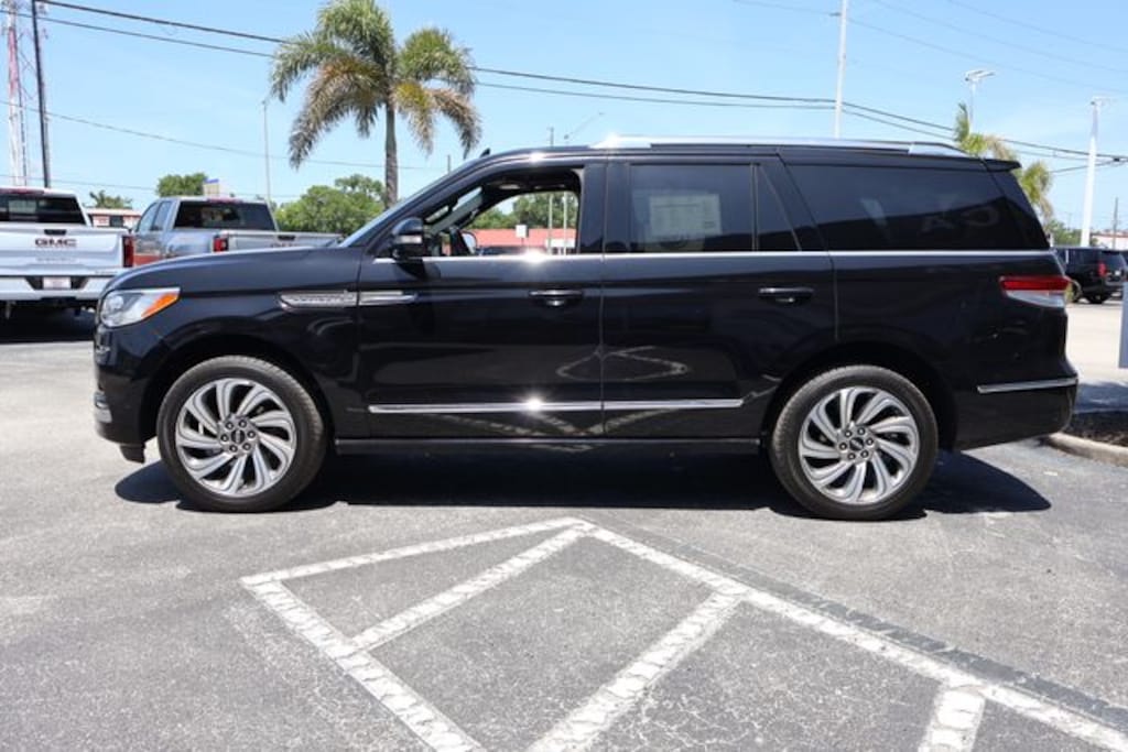 Certified 2023 Lincoln Navigator Reserve SUV