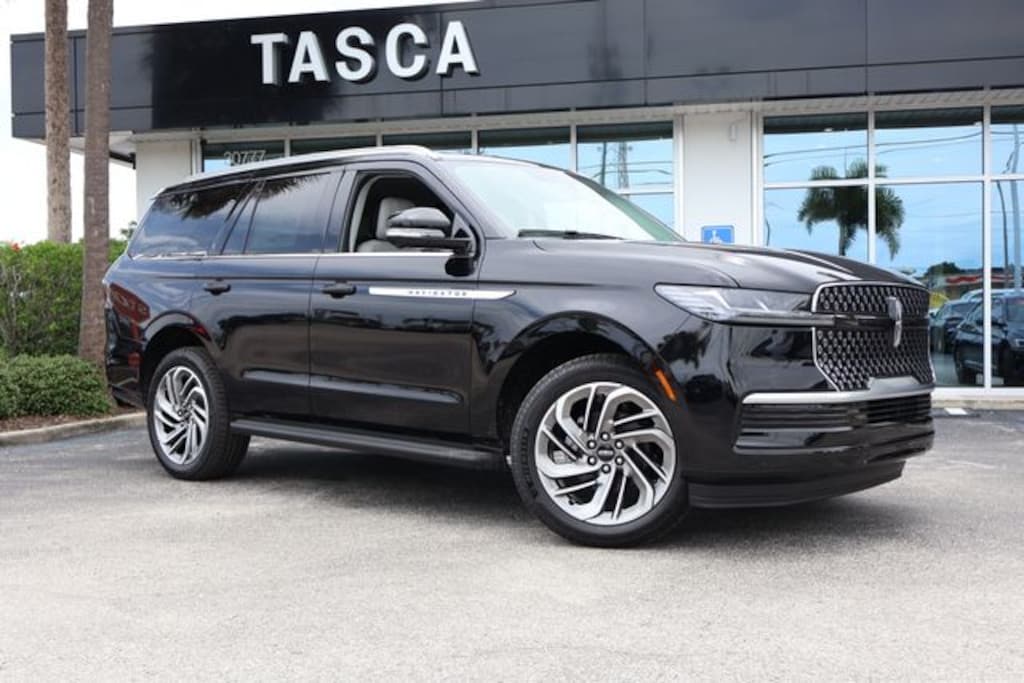 New 2026 Lincoln Navigator Premiere SUV