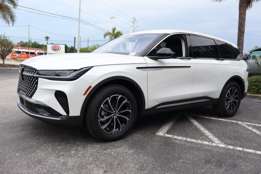 New 2026 Lincoln Nautilus Premiere SUV