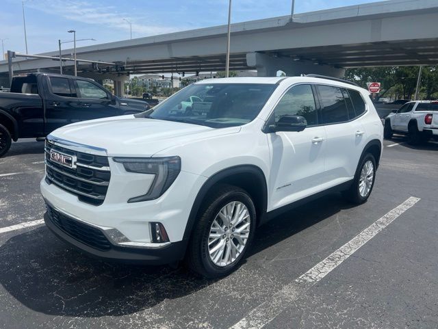 2024 GMC Acadia Elevation FWD's photo