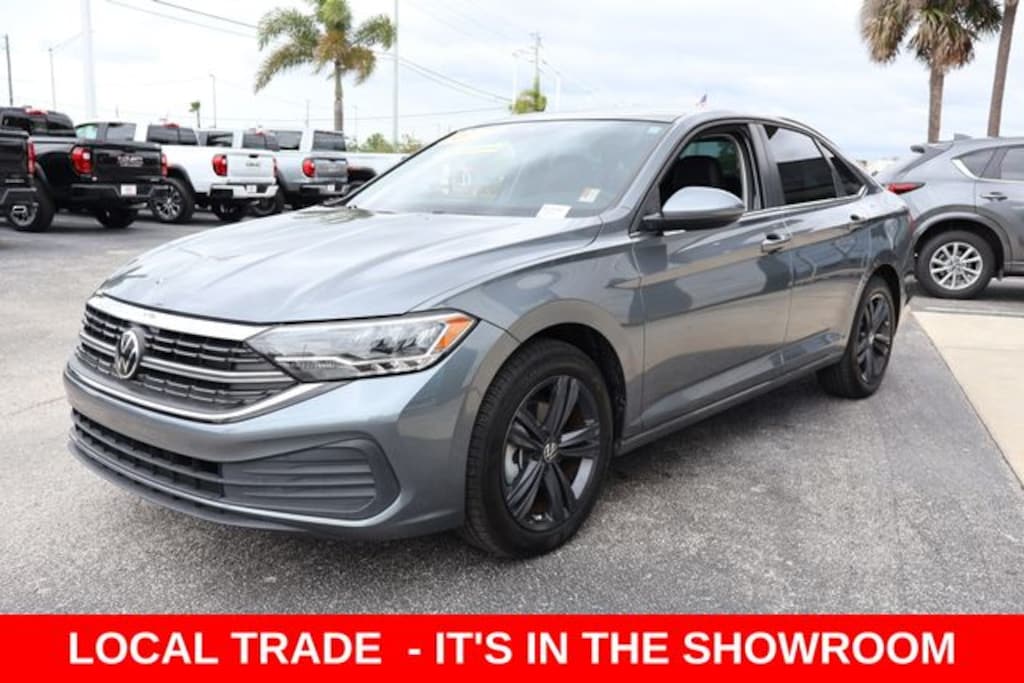 Used 2024 Volkswagen Jetta 1.5T SE Sedan