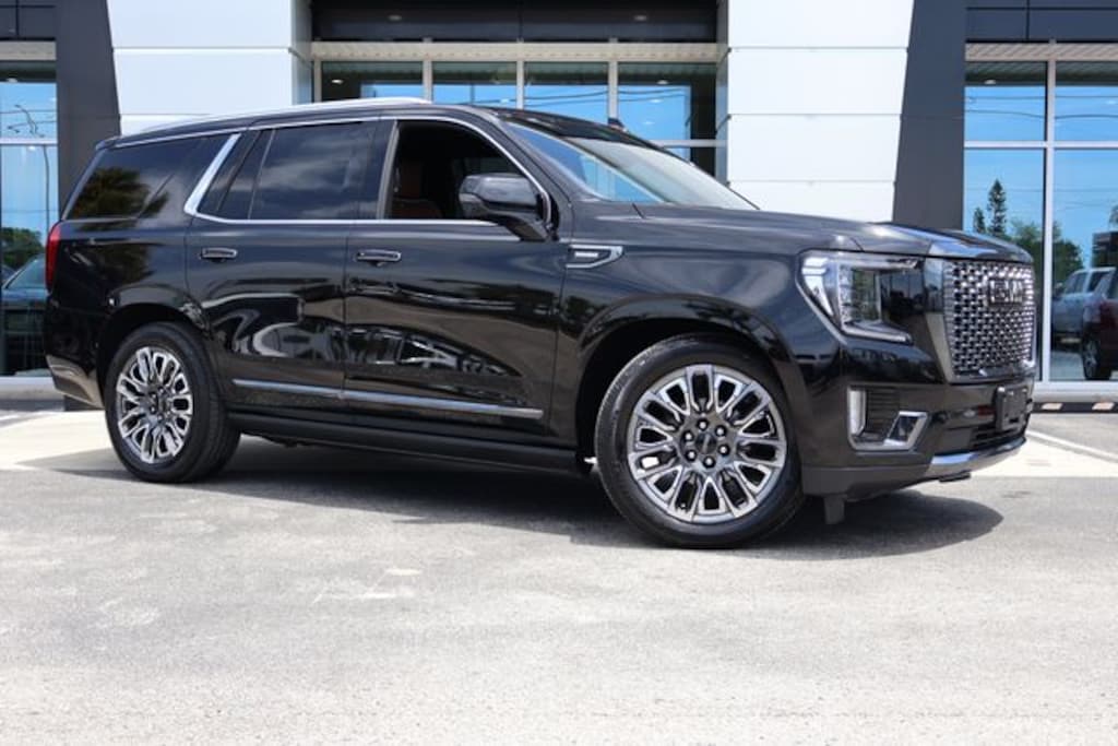 Used 2023 GMC Yukon Denali Ultimate SUV