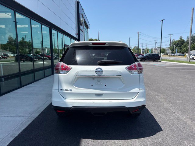 Used 2016 Nissan Rogue S SUV