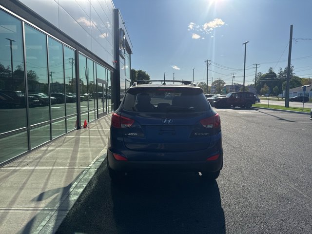 Used 2011 Hyundai Tucson GLS w/PZEV SUV