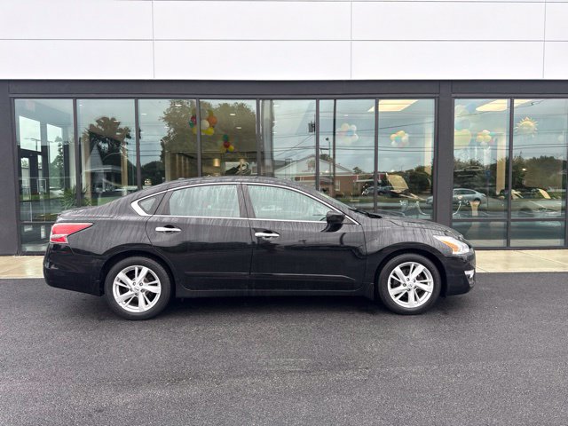 Used 2014 Nissan Altima 2.5 SV Sedan