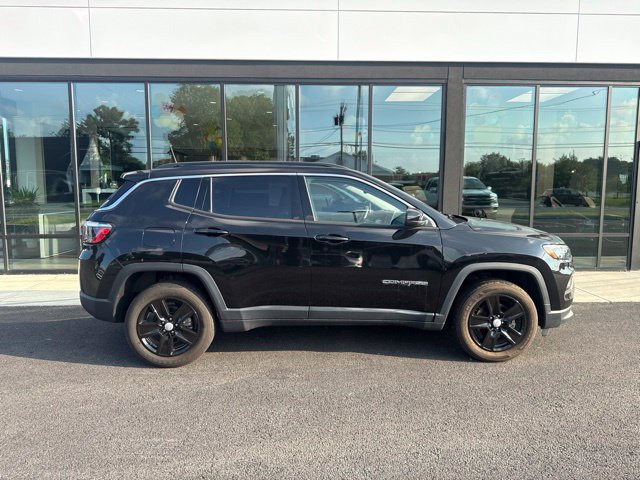 Used 2022 Jeep Compass Latitude SUV