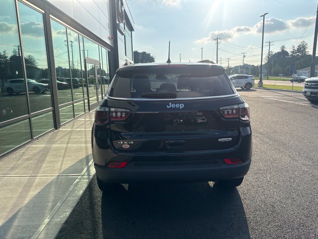 Used 2022 Jeep Compass Latitude SUV