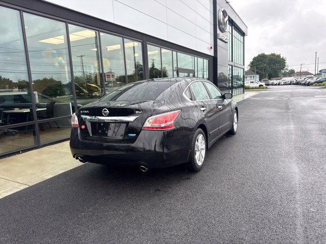 Used 2014 Nissan Altima 2.5 SV Sedan
