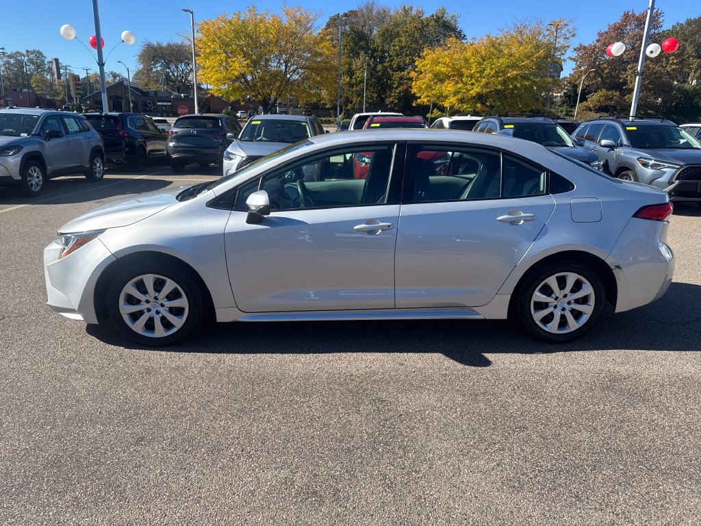 Used 2025 Toyota Corolla LE Sedan