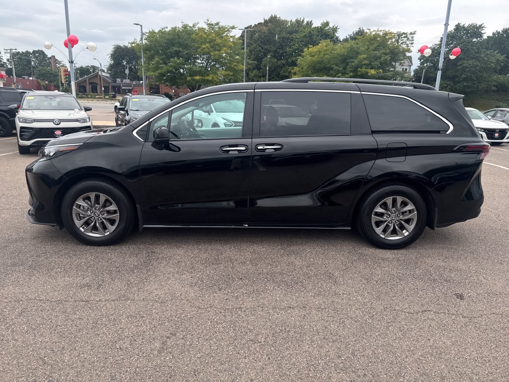 Certified 2026 Toyota Sienna XLE 7 Passenger Van Passenger Van