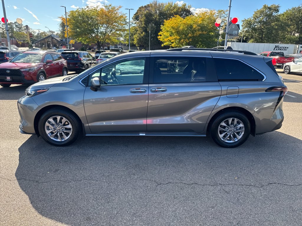 Used 2026 Toyota Sienna XLE 7 Passenger Van Passenger Van