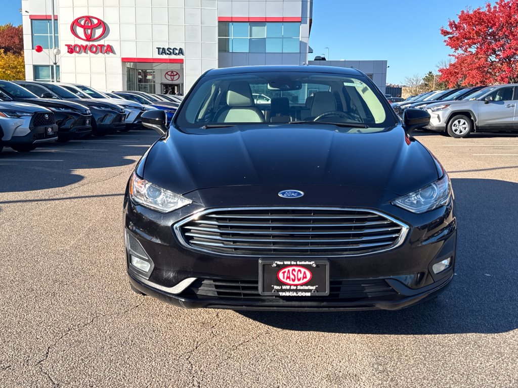 Used 2019 Ford Fusion SE Sedan