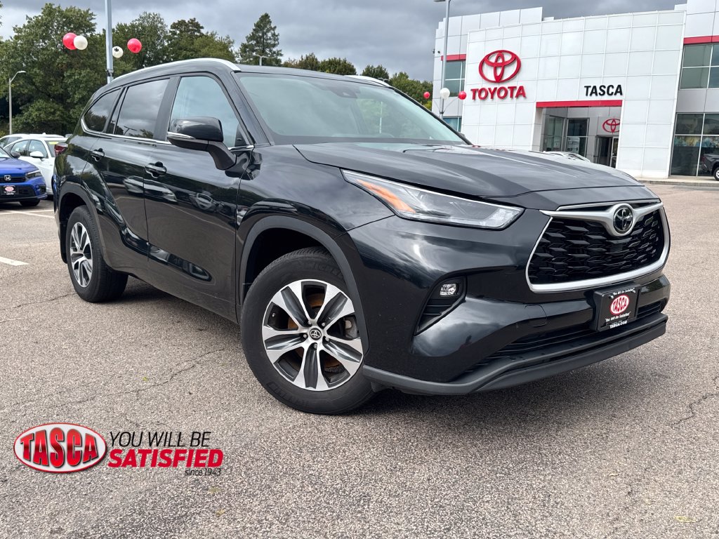 Used 2024 Toyota Highlander XLE SUV