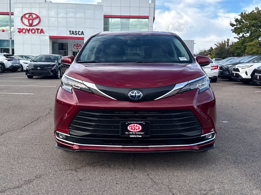 Certified 2023 Toyota Sienna XLE 7 Passenger Van Passenger Van