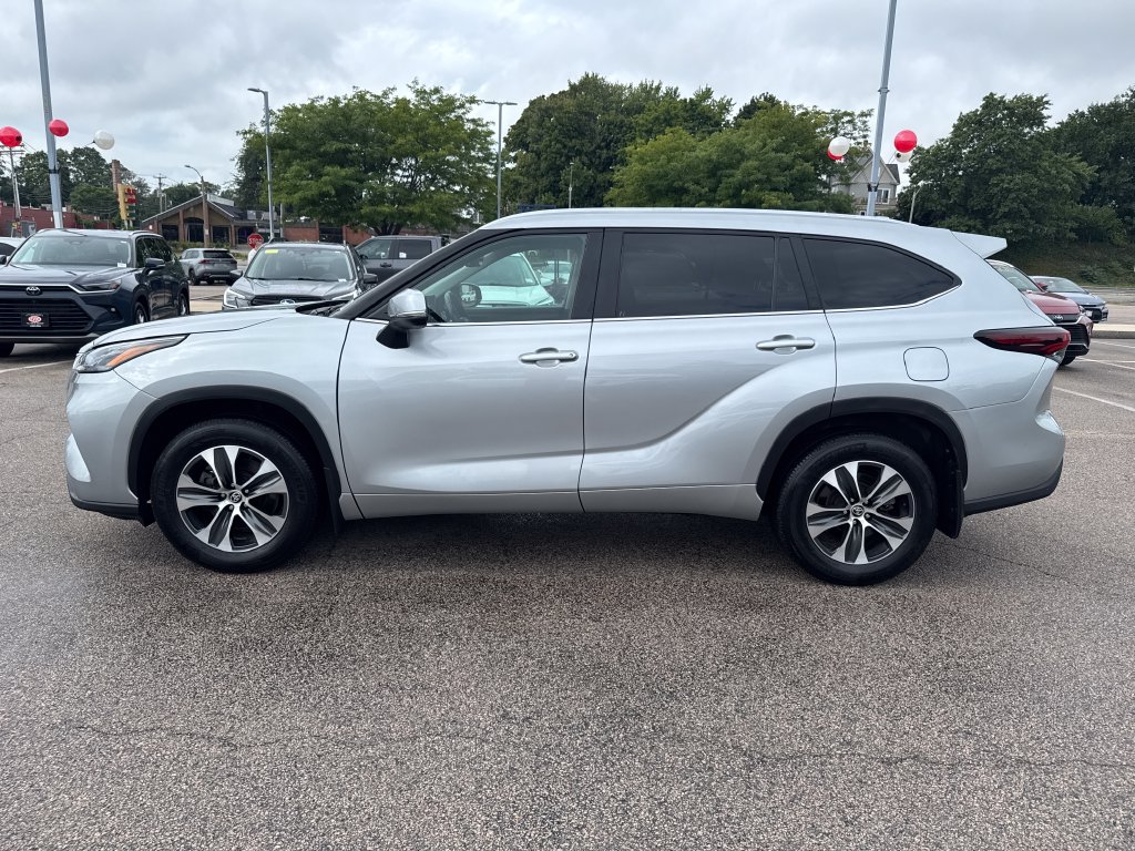 Certified 2025 Toyota Highlander XLE SUV