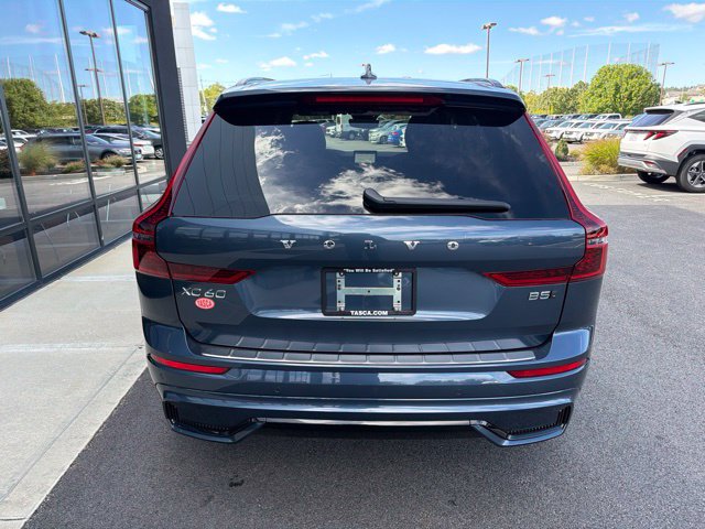 New 2027 Volvo XC60 B5 Core SUV