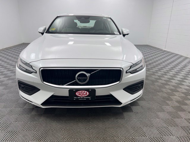 Used 2021 Volvo S60 T5 Momentum Sedan