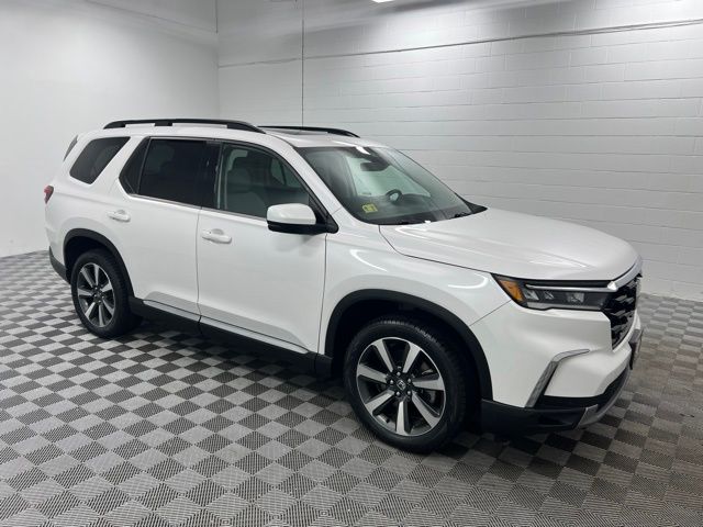 Used 2023 Honda Pilot Touring SUV