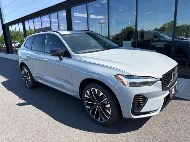  Volvo XC60 plug-in hybrid