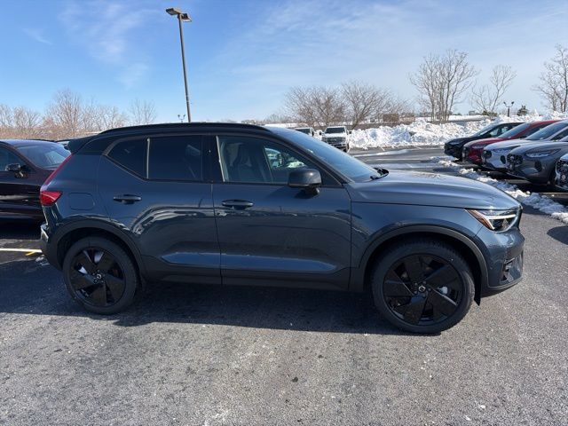 Used 2026 Volvo XC40 B5 Ultra Black Edition SUV