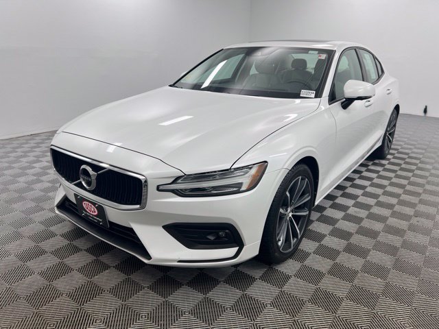Used 2021 Volvo S60 T5 Momentum Sedan
