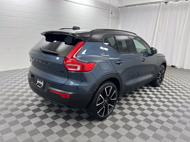 Used 2026 Volvo XC40 B5 Ultra Black Edition SUV