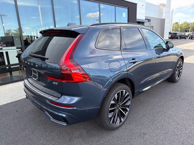 New 2027 Volvo XC60 B5 Ultra SUV