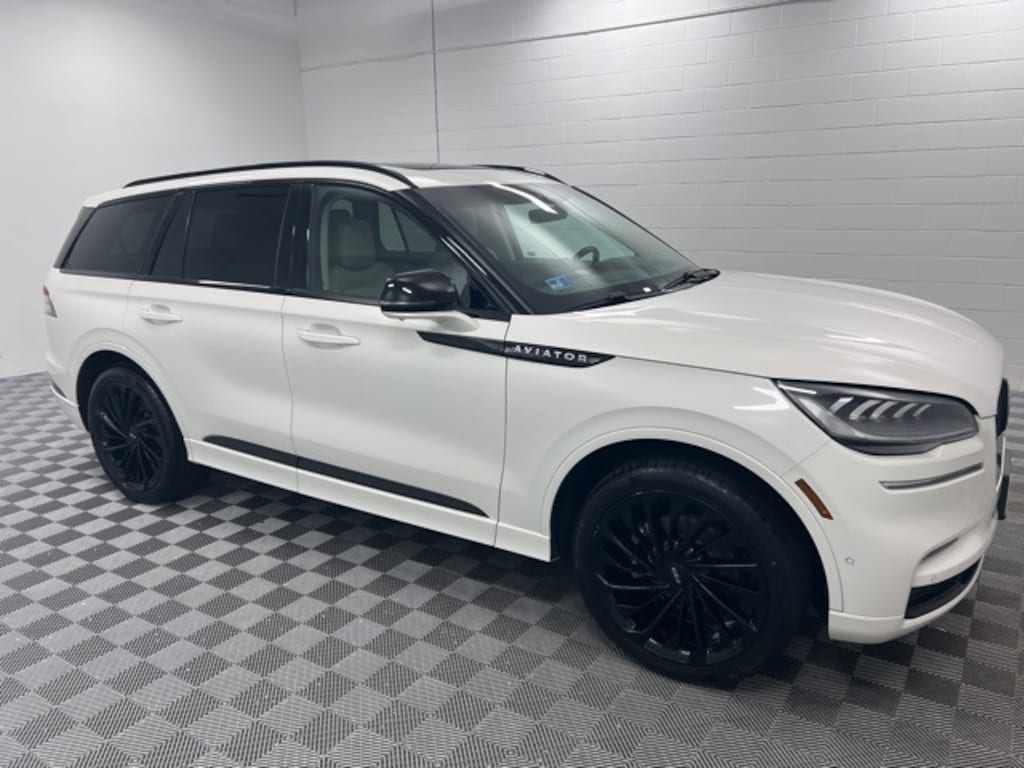 Used 2023 Lincoln Aviator Reserve SUV