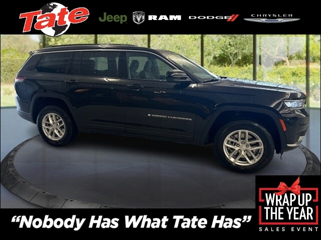 2025 Jeep Grand Cherokee L Laredo's photo