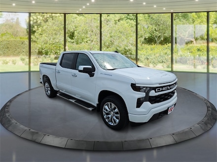 2023 Chevrolet Silverado 1500 Custom Truck