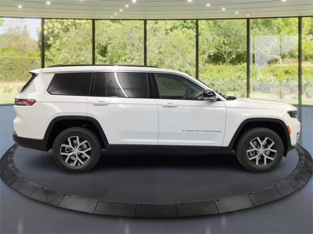 New 2025 Jeep Grand Cherokee L Limited Sport Utility