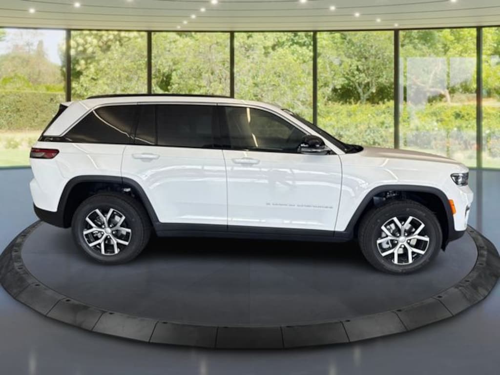 New 2025 Jeep Grand Cherokee Limited Sport Utility