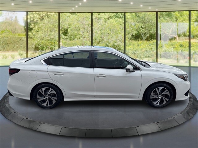 2022 Subaru Legacy Premium photo 2