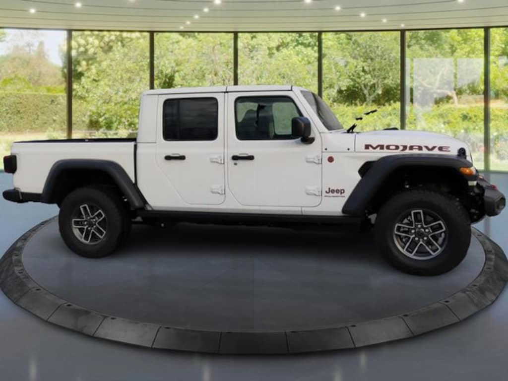 New 2026 Jeep Gladiator Mojave Pickup