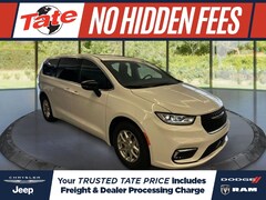 2026 Chrysler Pacifica Select Passenger Van