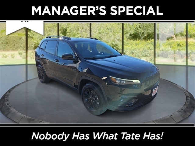 2023 Jeep Cherokee Altitude Lux's photo