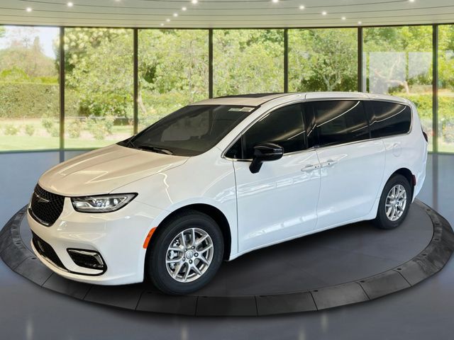 2026 Chrysler Pacifica Select - Photo 10