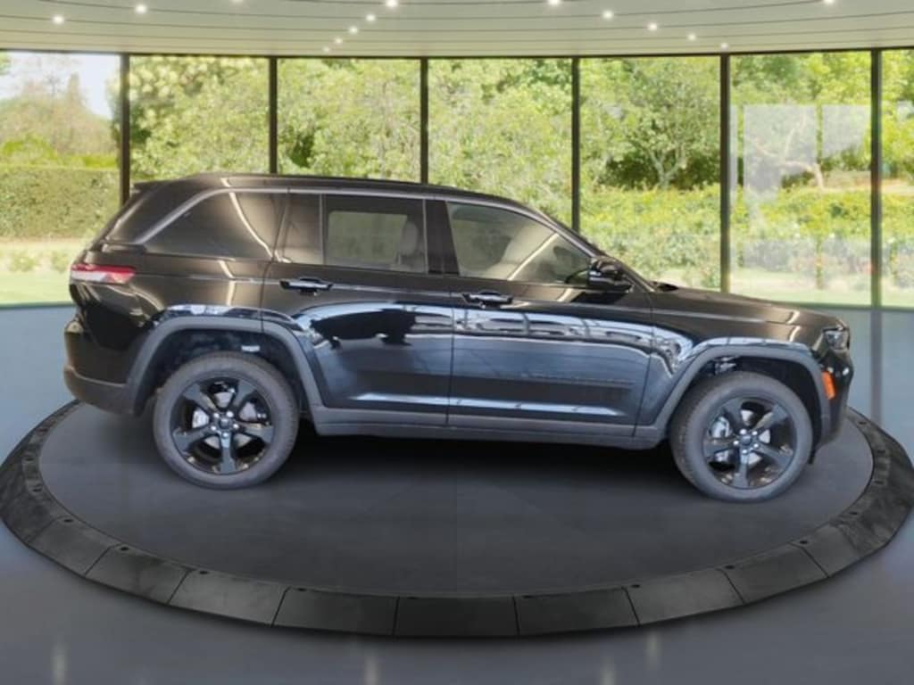 New 2026 Jeep Grand Cherokee Limited Sport Utility